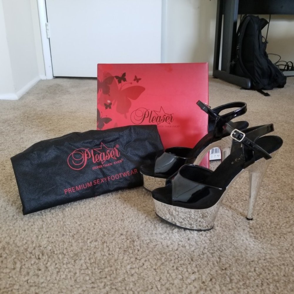 Pleaser Delight-609 Stilletos in Original Box